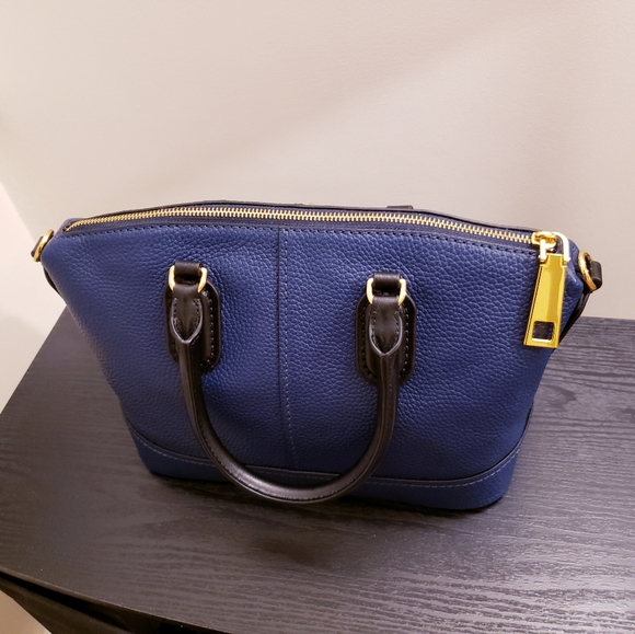 Marc Jacobs Turn-lock Leather Duffel Satchel - Picture 3 of 12